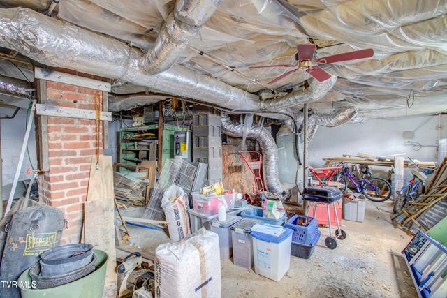 2111 East Watauga Avenue, Johnson City, TN 37601
