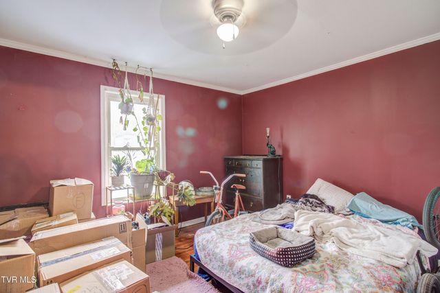 2111 East Watauga Avenue, Johnson City, TN 37601