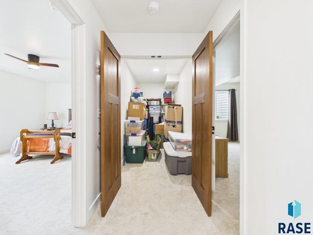 5816 W Raleigh Cir Circle, Sioux Falls, SD 57107