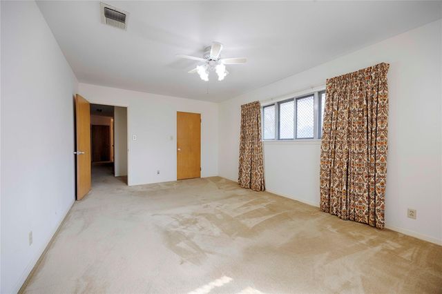 701 Herder Avenue, Schulenburg, TX 78956