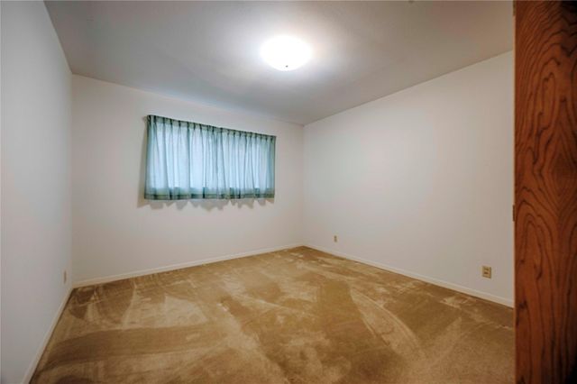 701 Herder Avenue, Schulenburg, TX 78956