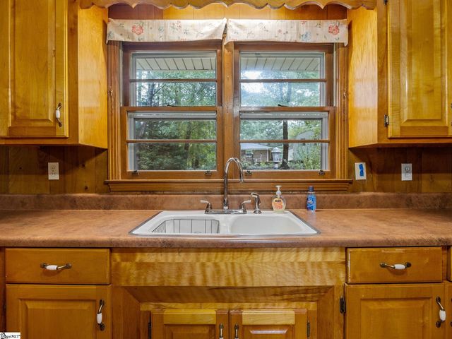 151 Donald Road, Spartanburg, SC 29307