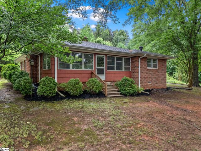 151 Donald Road, Spartanburg, SC 29307