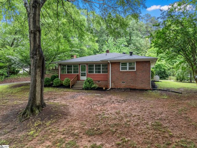 151 Donald Road, Spartanburg, SC 29307