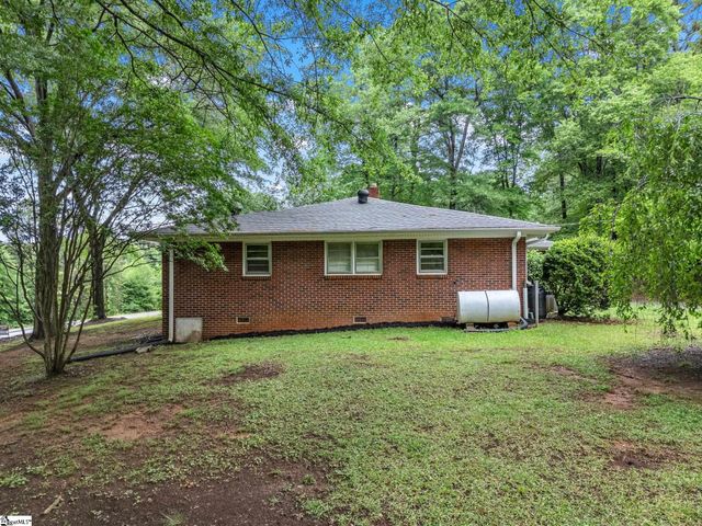 151 Donald Road, Spartanburg, SC 29307