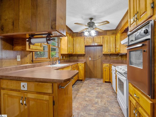 151 Donald Road, Spartanburg, SC 29307