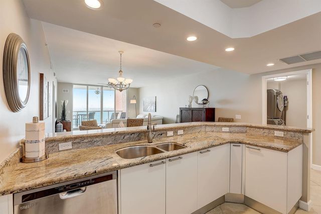 2650 Lake Shore Drive 804, Riviera Beach, FL 33404