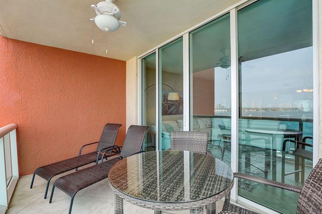 2650 Lake Shore Drive 804, Riviera Beach, FL 33404