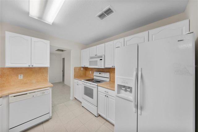 9617 SW 92ND COURT, Ocala, FL 34481