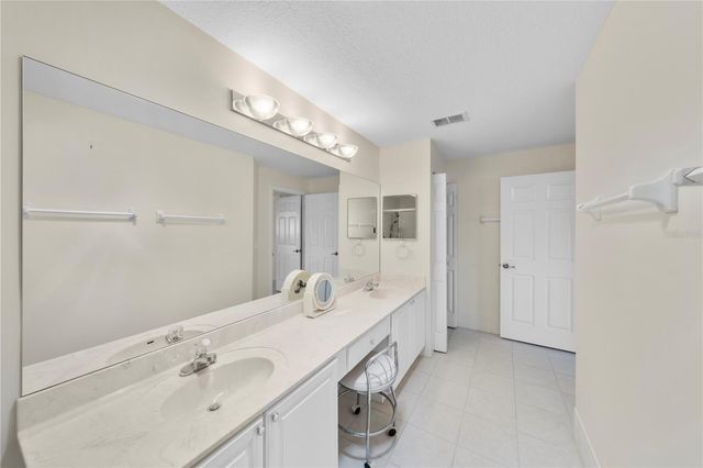 9617 SW 92ND COURT, Ocala, FL 34481