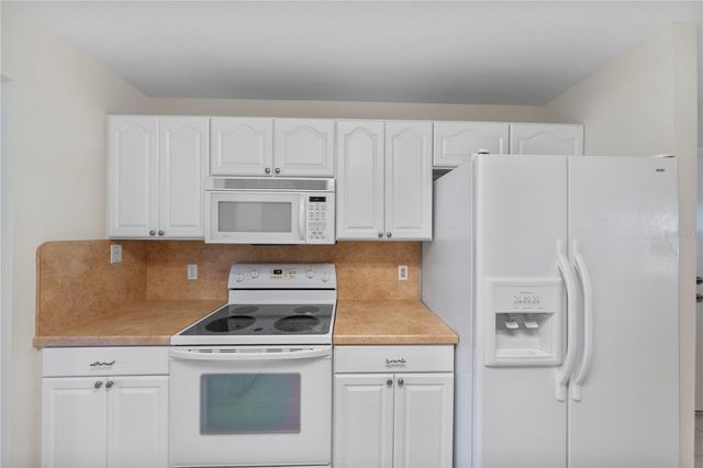 9617 SW 92ND COURT, Ocala, FL 34481