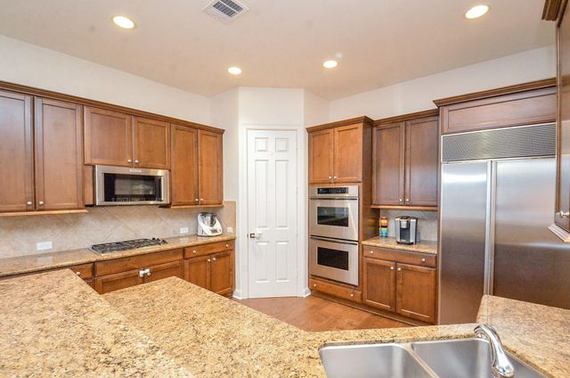 2826 Tudor Manor, Houston, TX 77082