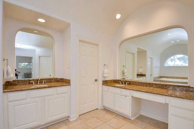 2826 Tudor Manor, Houston, TX 77082