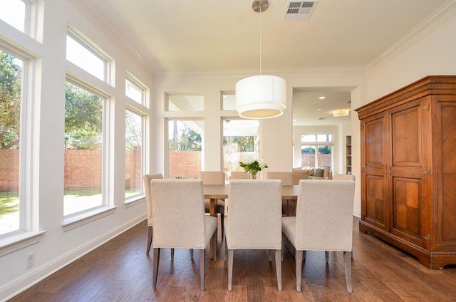 2826 Tudor Manor, Houston, TX 77082