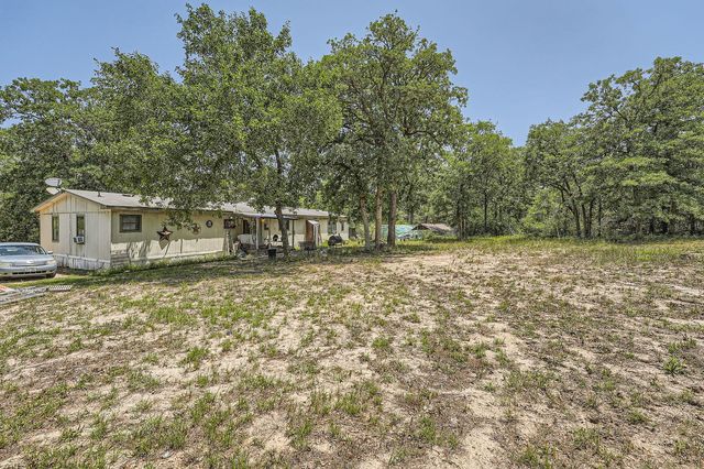 579 Hidden Oaks DR, Elgin, TX 78621