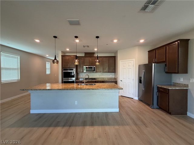 12528 Oregon Cherry Avenue, Las Vegas, NV 89138