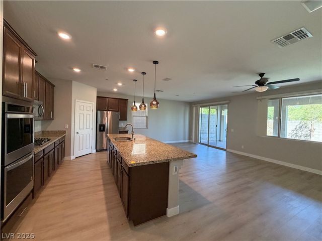 12528 Oregon Cherry Avenue, Las Vegas, NV 89138