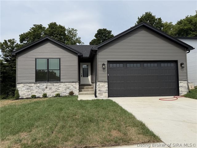 8042 Hudson Lane, Georgetown, IN 47122