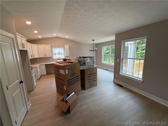 8042 Hudson Lane, Georgetown, IN 47122