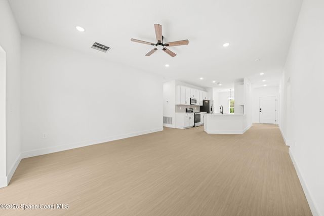 1061 Towhlen Street SE, Palm Bay, FL 32909