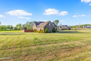 2585 Rodeo Way, Nesbit, MS 38651