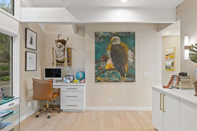 6 WREN VALLEY CV, West Lake Hills, TX 78746