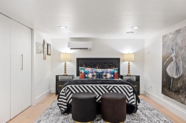 6 WREN VALLEY CV, West Lake Hills, TX 78746