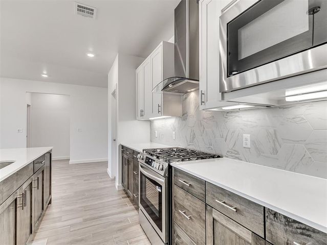 4213 NW 180th Street, Edmond, OK 73012