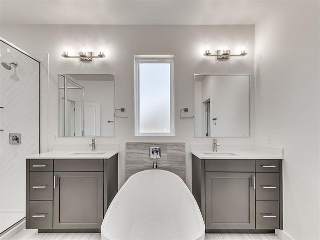 4213 NW 180th Street, Edmond, OK 73012