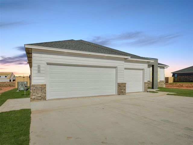 4213 NW 180th Street, Edmond, OK 73012