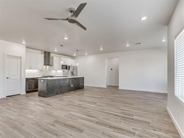 4213 NW 180th Street, Edmond, OK 73012