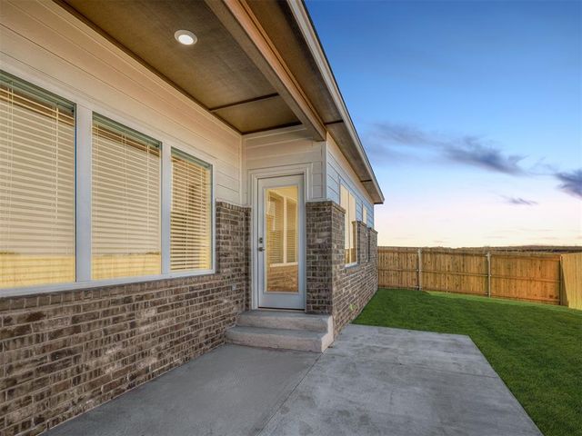 4213 NW 180th Street, Edmond, OK 73012