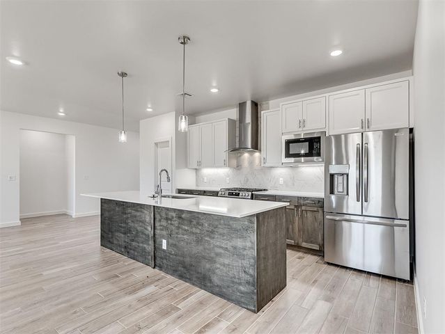 4213 NW 180th Street, Edmond, OK 73012