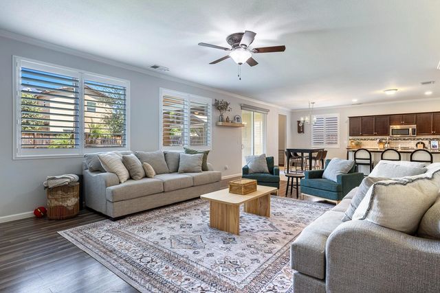 3029 Wrenwood Avenue, Clovis, CA 93619