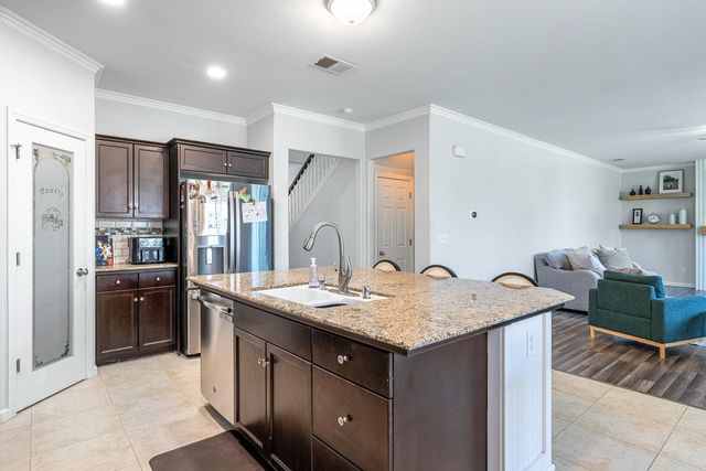 3029 Wrenwood Avenue, Clovis, CA 93619