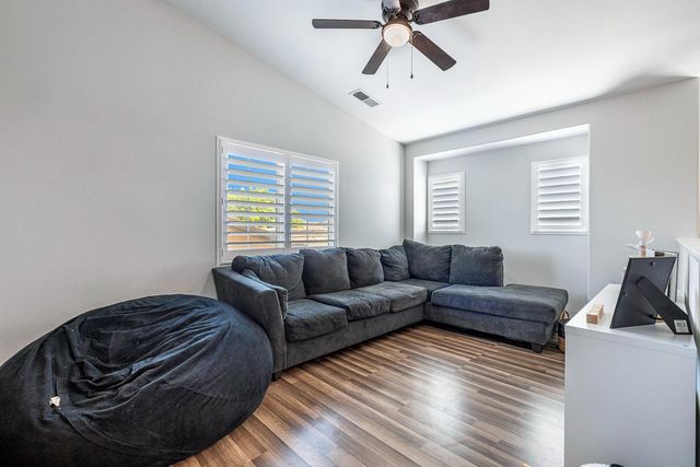 3029 Wrenwood Avenue, Clovis, CA 93619
