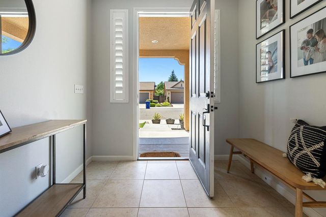3029 Wrenwood Avenue, Clovis, CA 93619