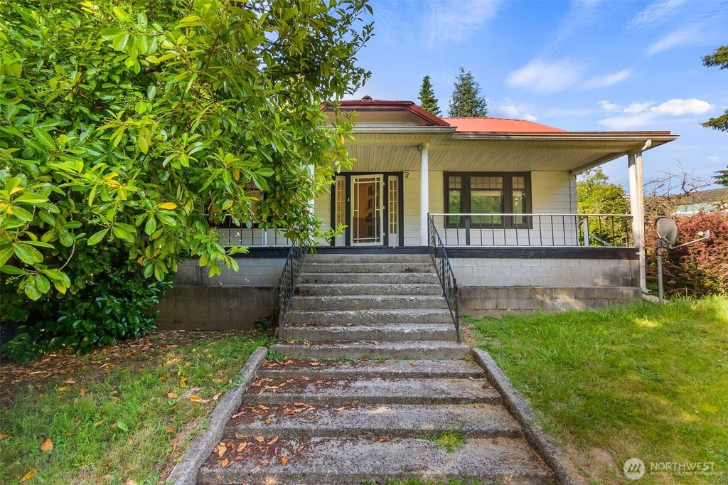 212 SE Cowlitz Road, Winlock, WA 98596