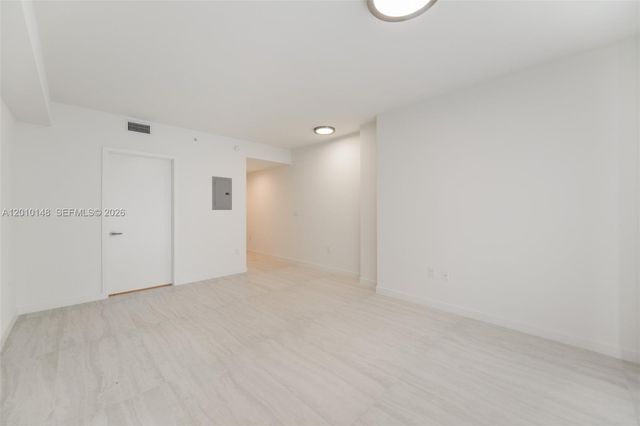 77 SE 5 Street 2604, Miami, FL 33131