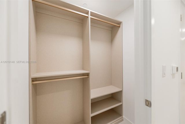 77 SE 5 Street 2604, Miami, FL 33131