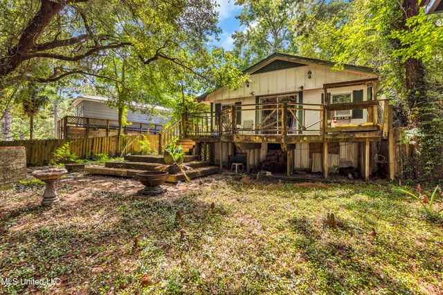 2844 Flounder Circle, Gautier, MS 39553