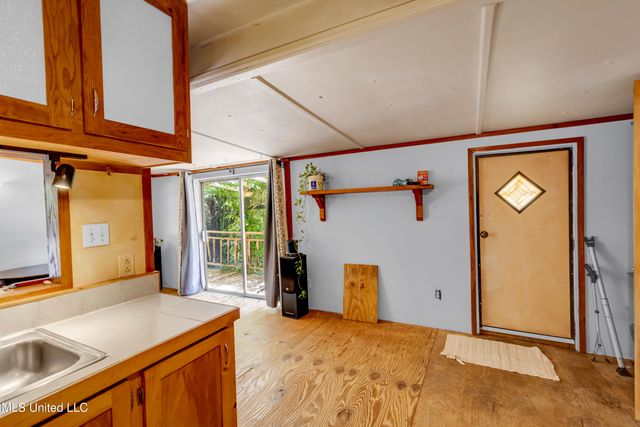 2844 Flounder Circle, Gautier, MS 39553