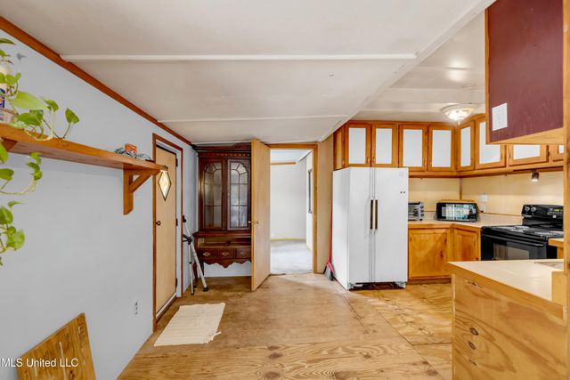 2844 Flounder Circle, Gautier, MS 39553