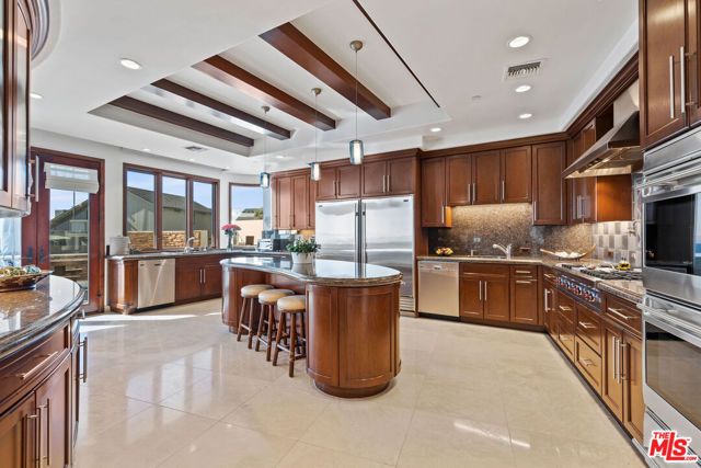 31554 Victoria Point Road, Malibu, CA 90265