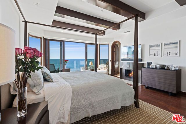 31554 Victoria Point Road, Malibu, CA 90265