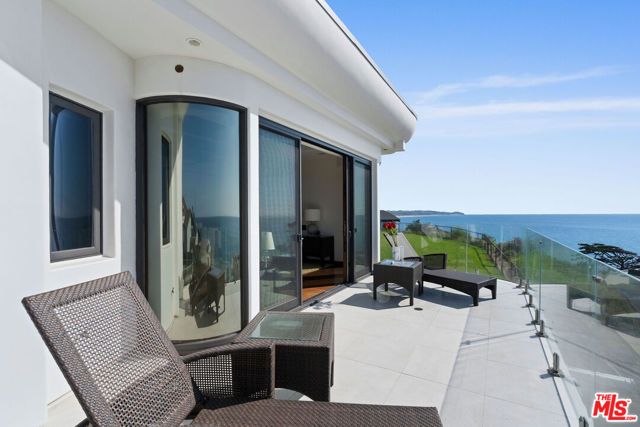 31554 Victoria Point Road, Malibu, CA 90265