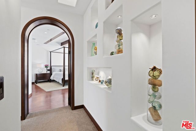 31554 Victoria Point Road, Malibu, CA 90265