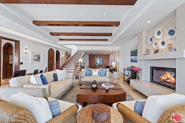 31554 Victoria Point Road, Malibu, CA 90265