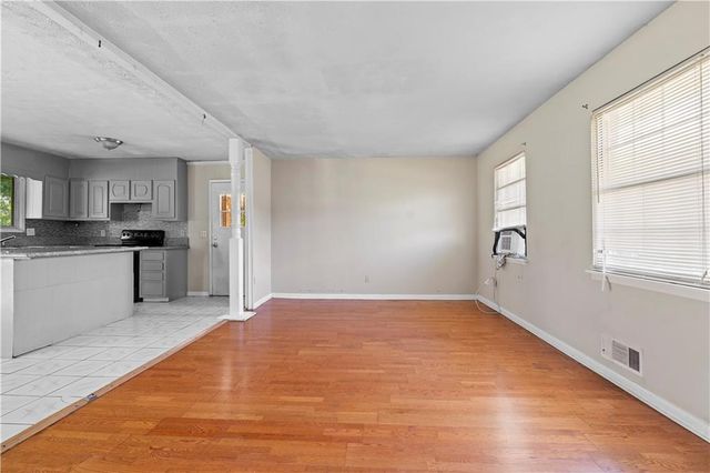 462 Paul Street, Riverdale, GA 30274