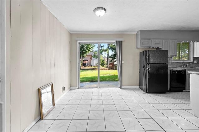 462 Paul Street, Riverdale, GA 30274